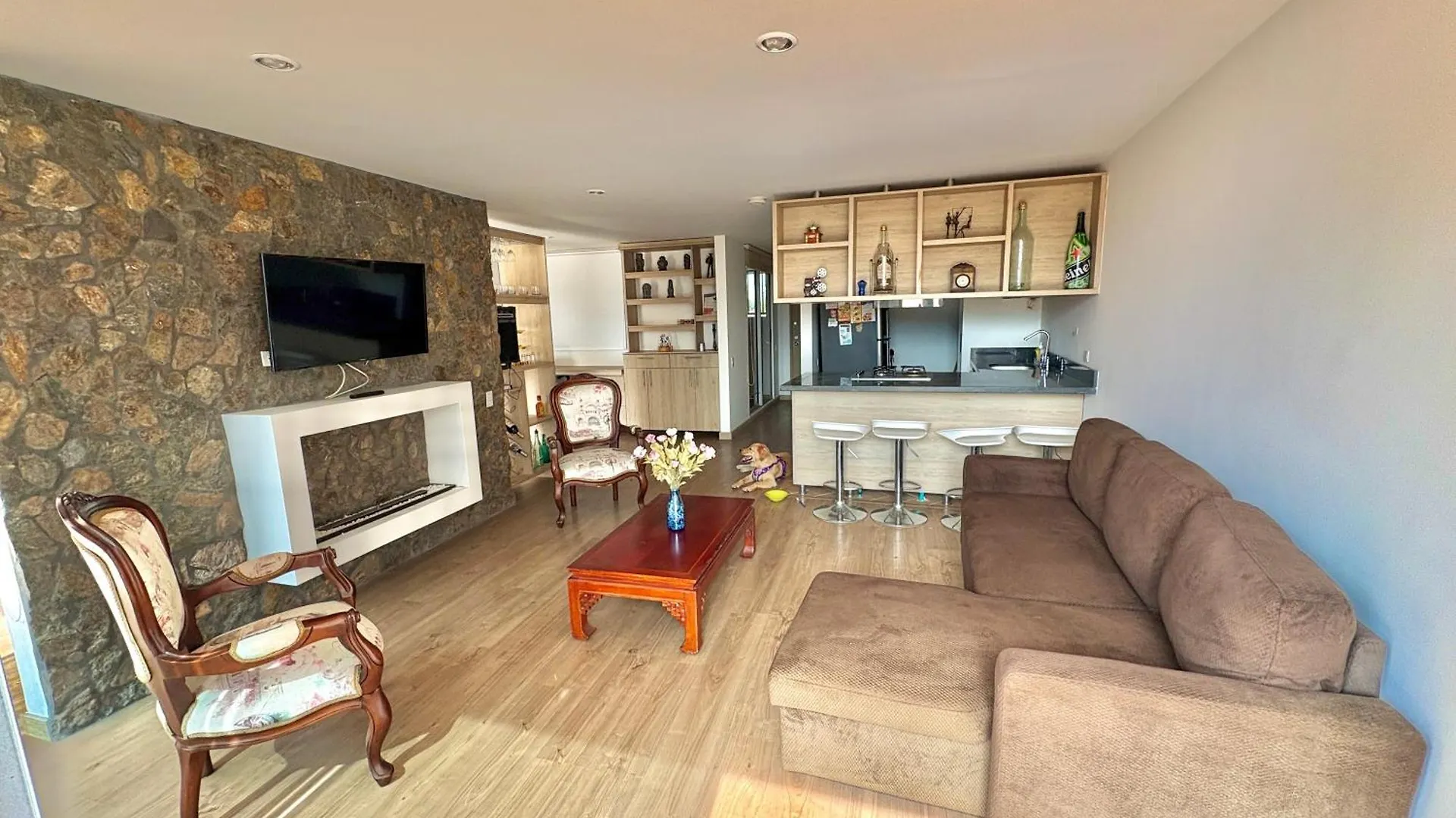 Apartamento Con Amplia Zona De Trabajo Rionegro 0*,